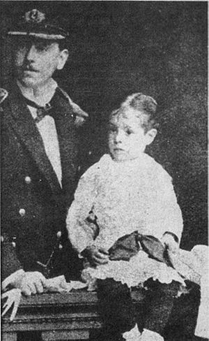 Archivo:Condell e hija