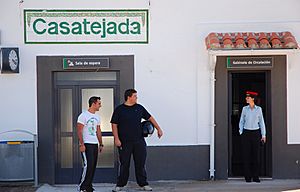 Archivo:Estación de tren de Casatejada