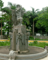 Archivo:Estatua del Indio Guacamayo