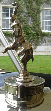 Archivo:Goodwood2007-055a Bugatti Hood Ornament Type 41 Royale
