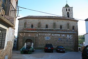 Archivo:Iglesia de San Andrés, Alarba, Zaragoza, España, 2015-09-17, JD 03