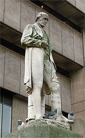 Archivo:James Watt - Statue - Birmingham - 2005-10-13