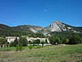 La Garde (Alpes-de-Haute-Provence), le village et le Rocher Saint-Martin