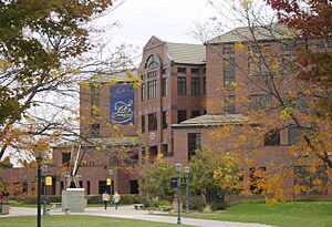 Archivo:Marquette-university