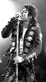 Archivo:Michael Jackson in 1988