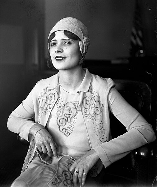 Mona Rico, 1928