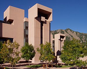 Archivo:National Center for Atmospheric Research - Boulder, Colorado