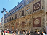 Archivo:Palacio de Iturbide - Mexico 2024 (cropped)