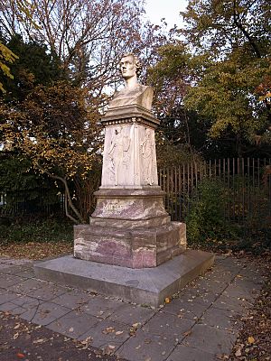 Archivo:Wilhelm Müller (Dichter), Denkmal im Stadtpark Dessau