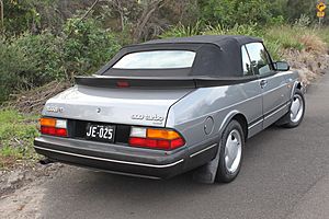 Archivo:1993 Saab 900 Turbo convertible (27185244482)