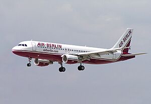 Archivo:Air Berlin Airbus A320-200 D-ABDQ DUS