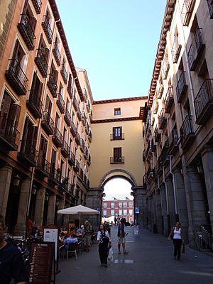 Archivo:Arco plaza mayor madrid