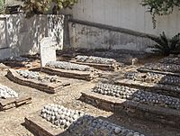 Archivo:Cementerio inglés Málaga10