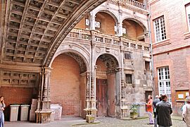 Cour de Bernuy