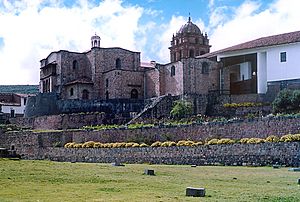 Archivo:Cusco Coricancha view1