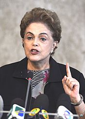Archivo:Dilma Rousseff durante entrevista coletiva em 11 de março de 2016