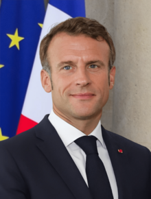 Emmanuel Macron 2022.png