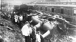 Archivo:Esholt Junction rail crash - 1892