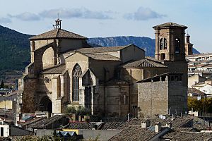 Archivo:Estella-Lizarra, Iglesia de San Miguel 01
