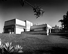 Exterior view of the Hollyhock House, Los Angeles, 1921 (shulman-1997-JS-221-ISLA)