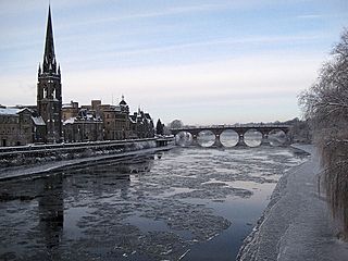 Ice forming on the Tay - geograph.org.uk - 1638366.jpg