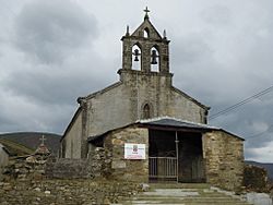 Igrexa de Lamas do Biduedo, Triacastela.jpg