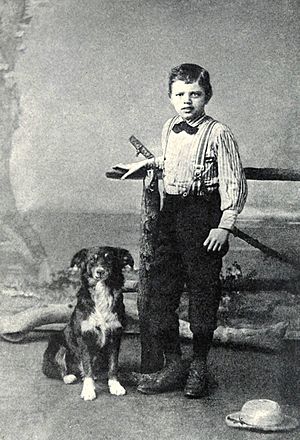 Archivo:Jack London age 9 - crop