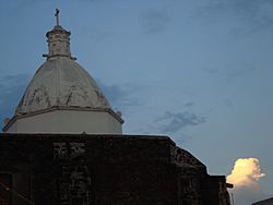 Archivo:Míxquic-Cúpula del templo de San Andrés