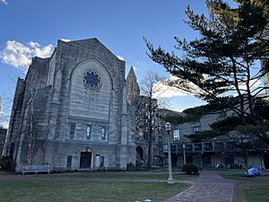 Archivo:Marsh Chapel Back