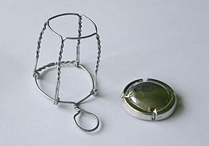 Archivo:Muselet capsule wire-cap