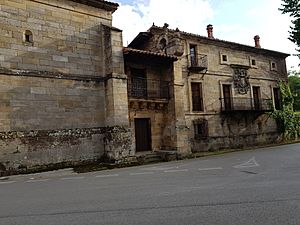 Archivo:Palacio de los Condes de Mansilla (Los Corrales de Buelna)
