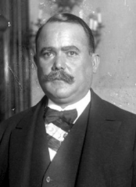 Archivo:Portrait of Alvaro Obregón 1