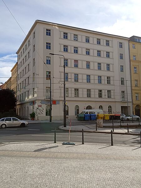 Praha Vinohrady Safarikova 24