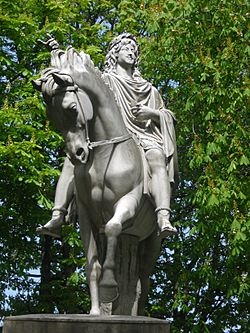 Archivo:Statue de Louis XIII à la Place des Vosges