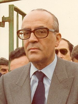 Archivo:Visita de Leopoldo Calvo-Sotelo a El Puerto de Santa María (centered)