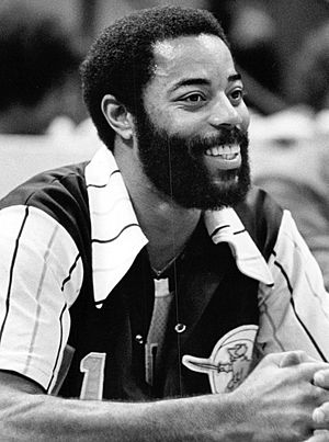 Archivo:Walt Frazier 1977