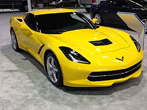 Archivo:2014 Chevy Corvette Stingray in yellow at LA Auto Show