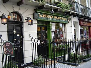 Archivo:221B Baker Street, London - Sherlock Holmes Museum