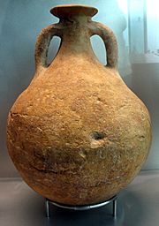 Archivo:Amphora for olive oil - 2nd century- Escombreras Murcia Spain- ARQVA