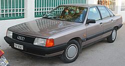 Audi 100 C3 (1988–1991) (10629216834).jpg