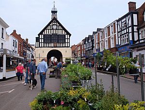 Archivo:Bridgnorth - Old Market Hall - geograph.org.uk - 1323006
