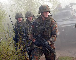 Archivo:Bundeswehr G36