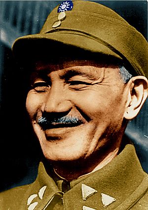 Archivo:Chiang Kai-shek Colour