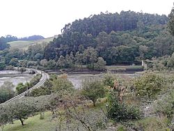 Desembocadura do río Grande na ría de Ribadeo.jpg