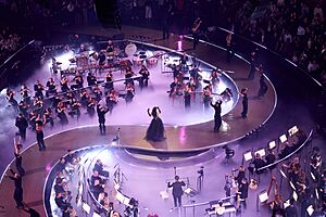 Archivo:Dua Lipa & The Heritage Orchestra Live at The Royal Albert Hall