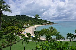 Archivo:Hawksbill Resort - panoramio (1)
