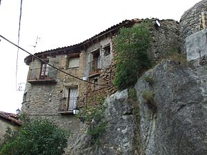 Archivo:La Torre de Cabdella. Mont-ros. Beranui 11