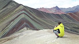 Montana de colores Cusco (Vinicunca) y Valle Rojo por Inka Time.jpg