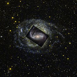 NGC 1672 Hubble GALEX WikiSky.jpg