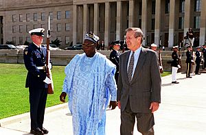 Archivo:Obasanjo with rumsfeld